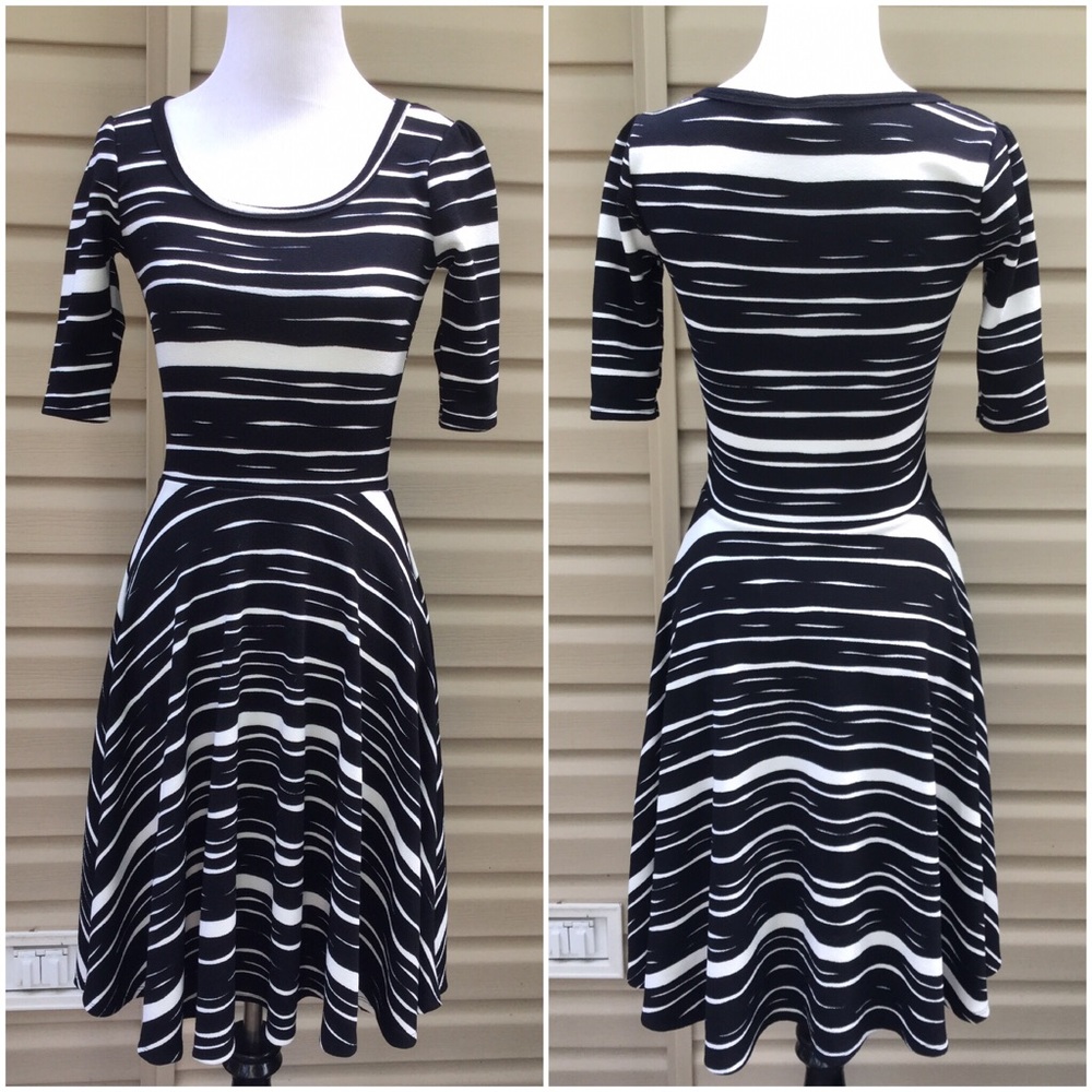 LuLaRoe Black & White Dress !